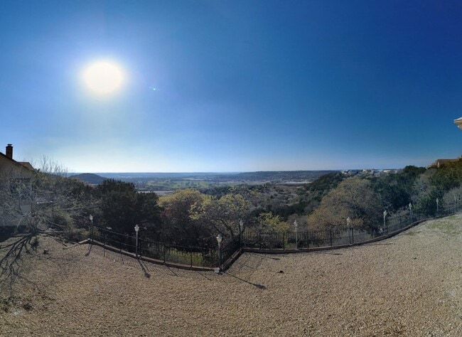 Building Photo - 2014 Vista Ridge Dr