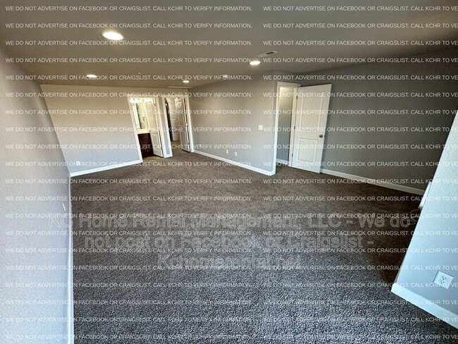 Building Photo - 10530 Kane Dr