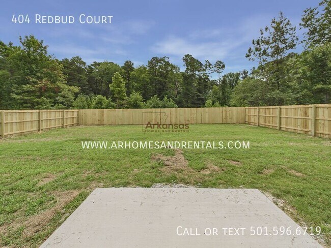 Building Photo - 404 Redbud Ct
