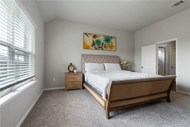 Building Photo - 213 Bremen St