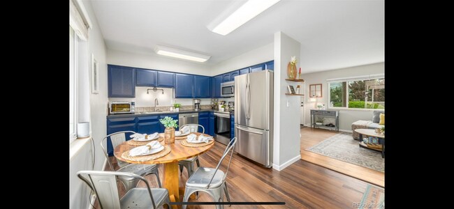 Building Photo - 3560 W 89th Pl