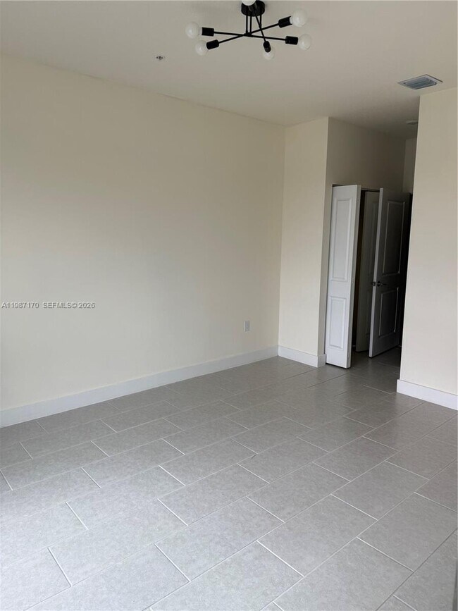 Building Photo - 8167 NW 41st St