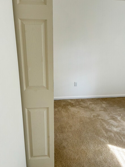 Building Photo - 1458 Harwick Ct