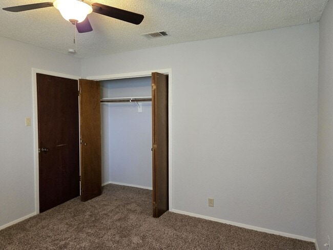 Building Photo - Two Bedroom MISD Duplex