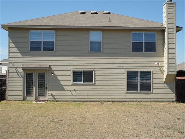 Building Photo - 937 Iona Dr