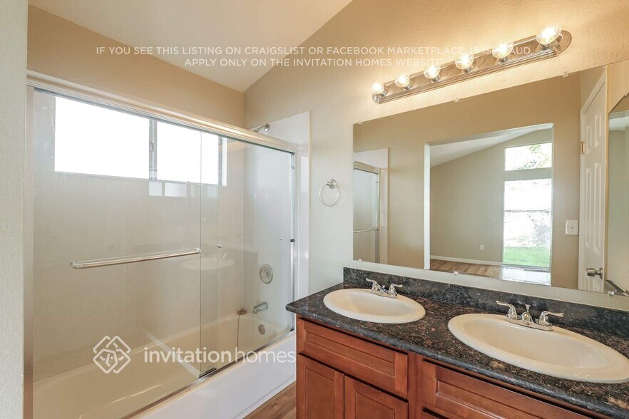 Building Photo - 5085 Wagon Wheel Way