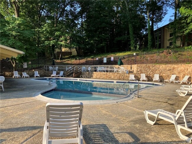 Building Photo - 1133 Schaub Dr