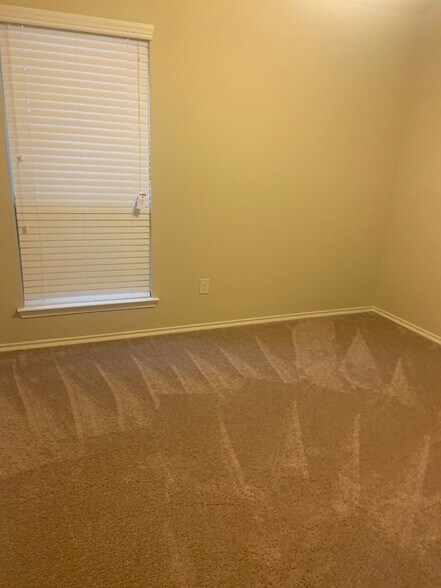 Building Photo - 9933 Beaver Dam Ln
