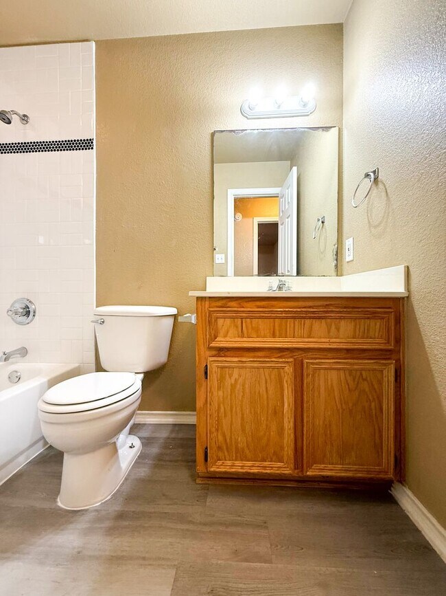 Building Photo - 1712 Ute Trail