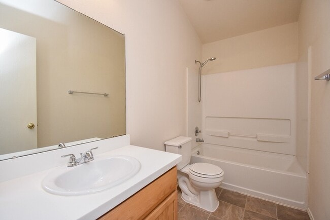 Building Photo - 18214 Olive Leaf Dr