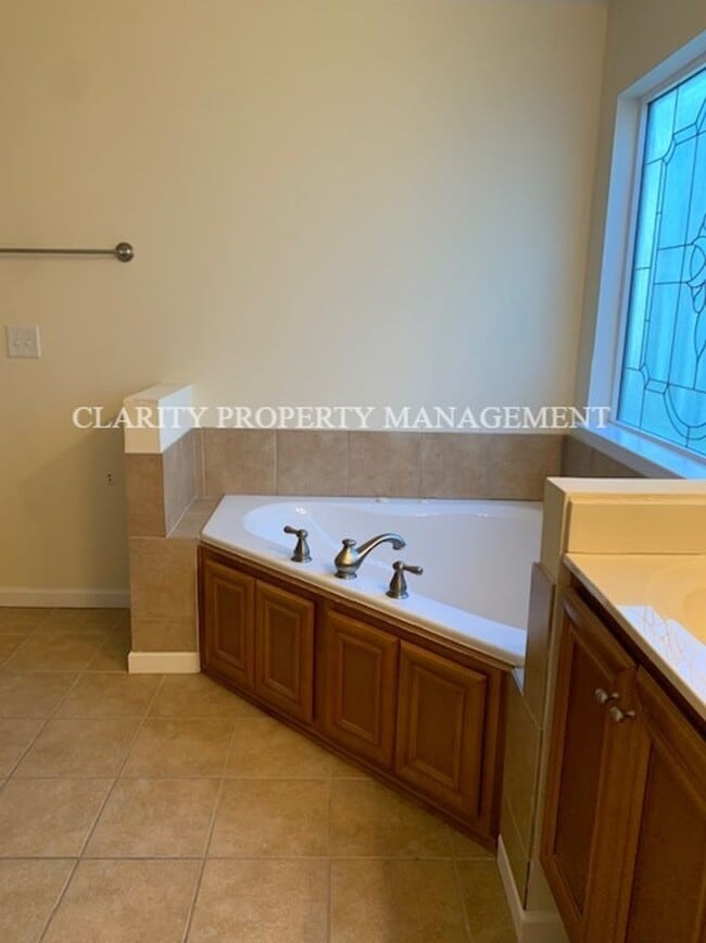 Building Photo - ***Coming soon!!***