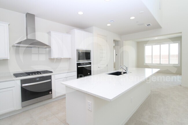 Building Photo - 13769 W Forest Pleasant Pl