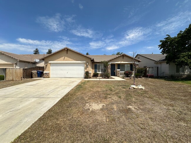 Primary Photo - 3 Bed, 2 Bath Home with Spacious Backyard!