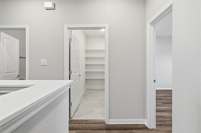 Building Photo - 9912 Clark Cyn Ln
