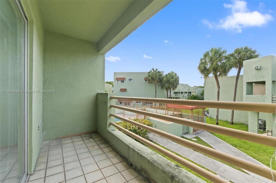 Building Photo - 11041 NW 7th St