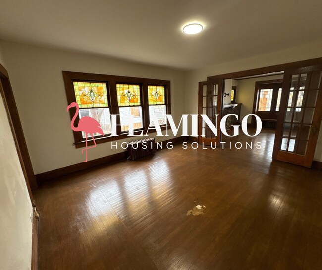 Building Photo - 2715 N Main St