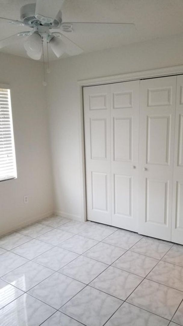 Building Photo - 14507 Larkspur Ln