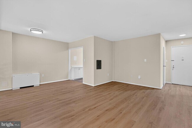 Building Photo - 10500 Rockville Pike