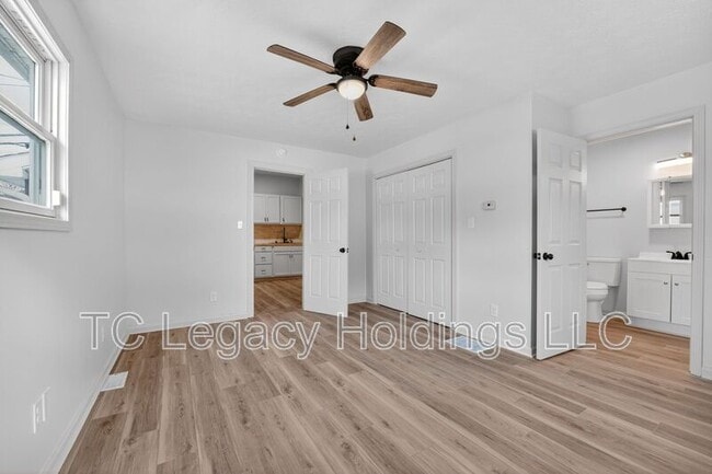 Building Photo - 127 Haymond Hwy