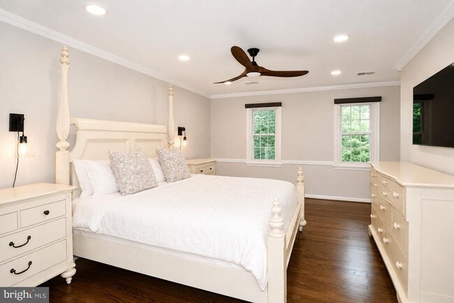 Building Photo - 12134 Holly Knoll Cir