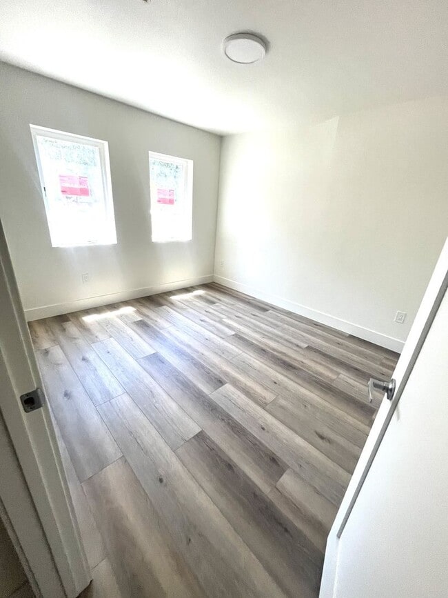 Building Photo - Brand New 2 bed/2 bath ADU