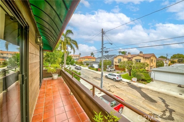 Building Photo - 1113 Steinhart Ave