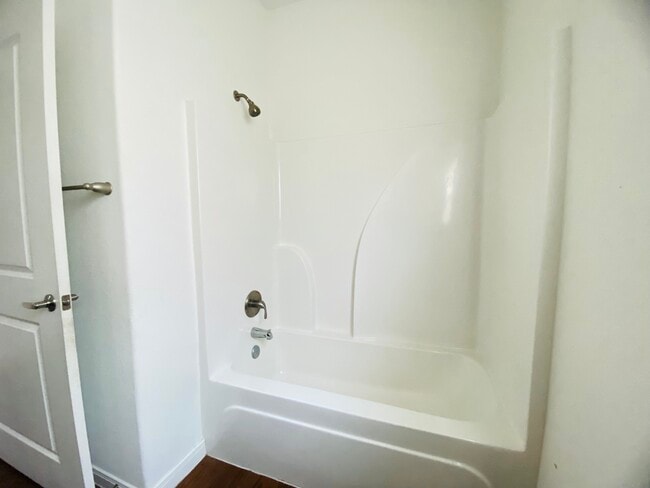 Building Photo - 2503 Deats Rd