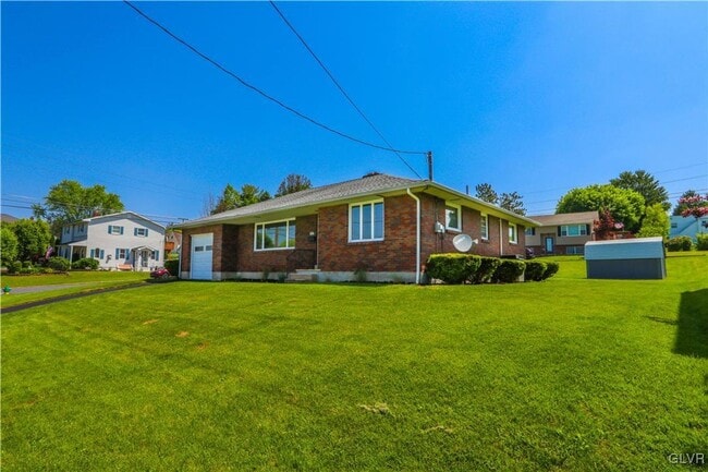 Building Photo - Charming 2-Bedroom Home in the Heart of Ca...