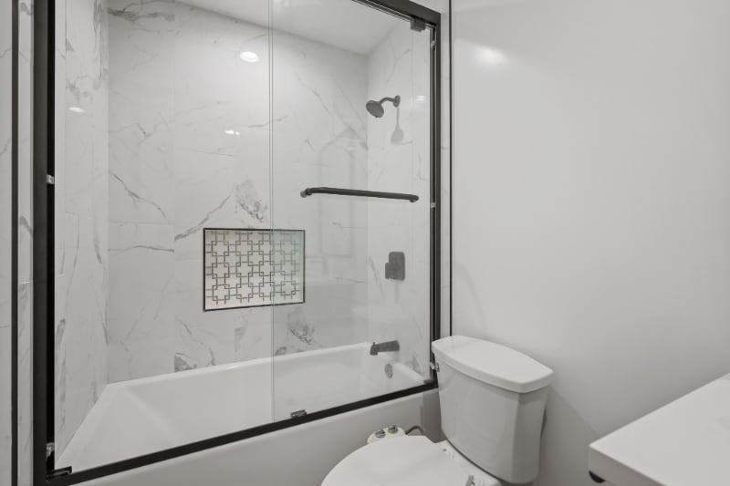 Building Photo - 451 N Coronado St