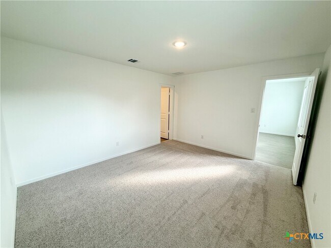Building Photo - 311 Moscato Rd