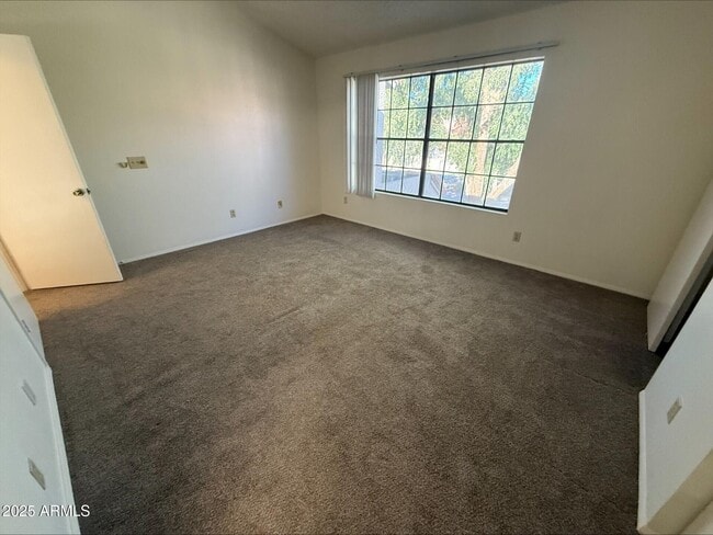 Building Photo - 3930 W Monterey St