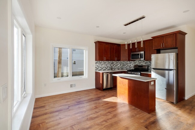 Building Photo - 55 Mercer St