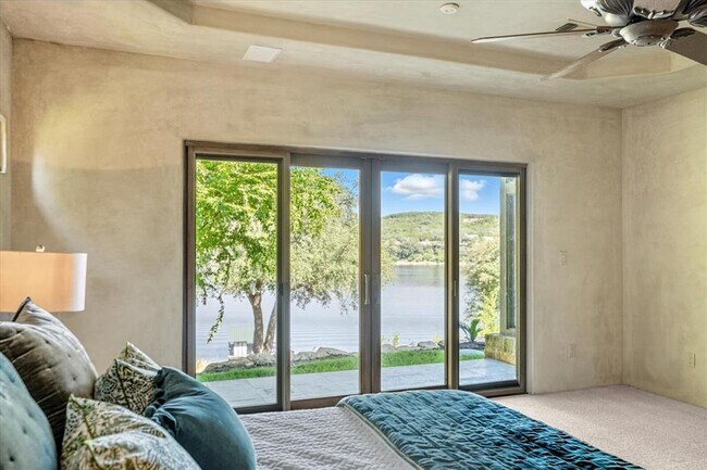 Building Photo - 24736 Travis Lakeside Cove