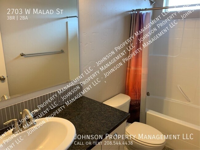 Building Photo - 2703 W Malad St