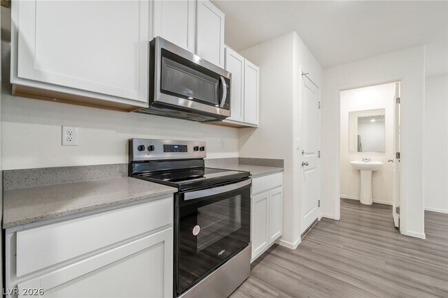 Building Photo - 4826 Wine Rdg Ave