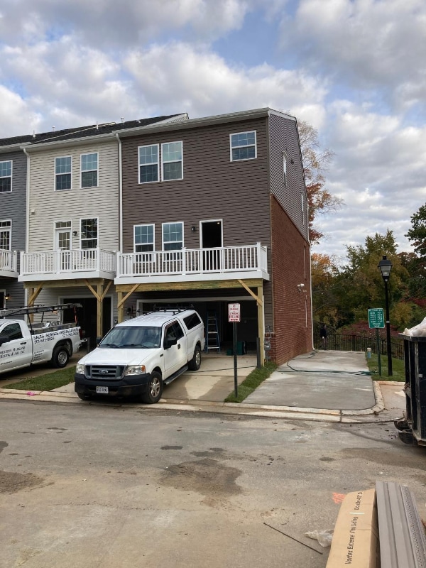 Building Photo - 4019 Holcomb Wy