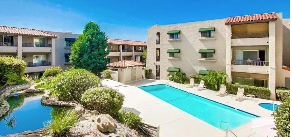 Building Photo - 2512 Clairemont Dr