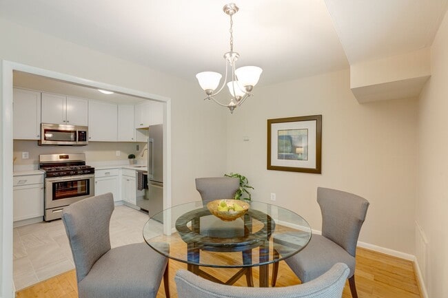 Building Photo - Lafayette Park Condominium | All Utilities Included | Pool, Tennis Court & Clubhouse