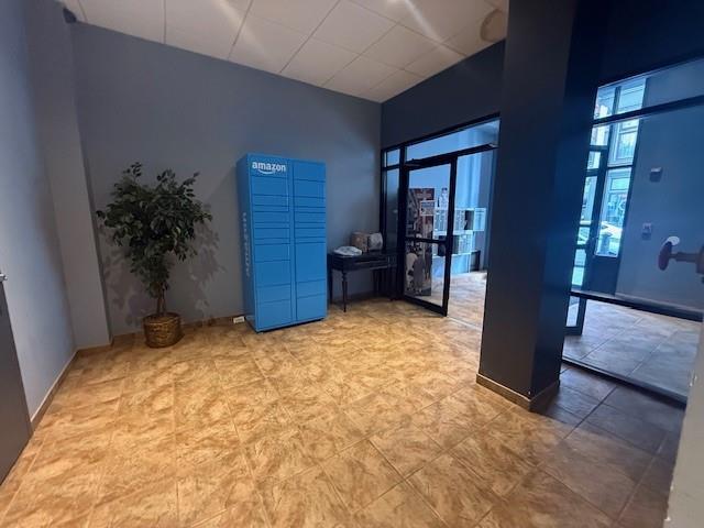 Building Photo - 81 Washington St