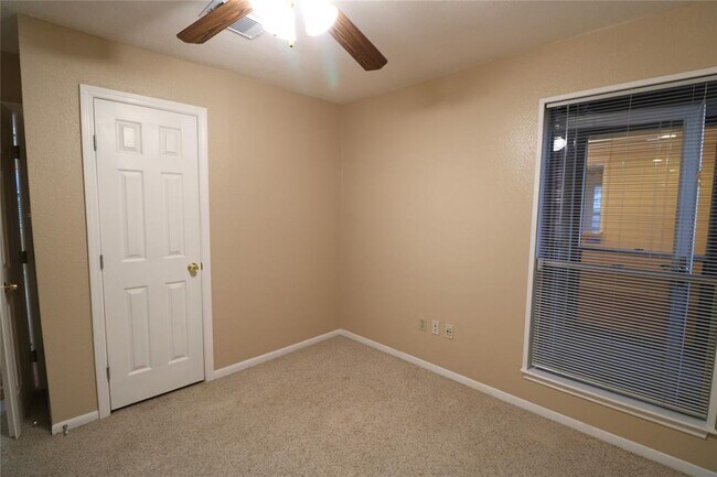 Building Photo - 7911 Fawn Terrace Dr
