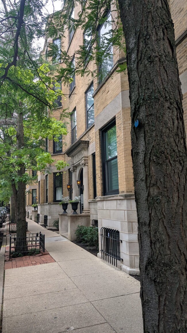 Building Photo - 1707 N Crilly Ct