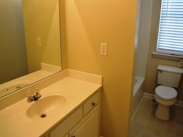 Building Photo - 174 Bonnie Woods Dr