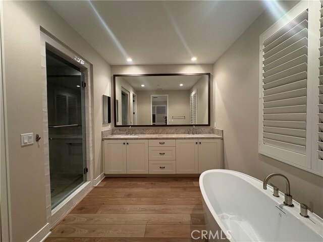 Building Photo - 125 Sabbia