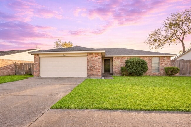 Building Photo - 9907 Towne Tower Ln