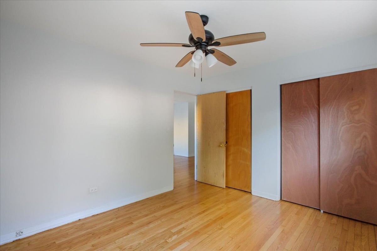 Building Photo - 6721 N Hermitage Ave