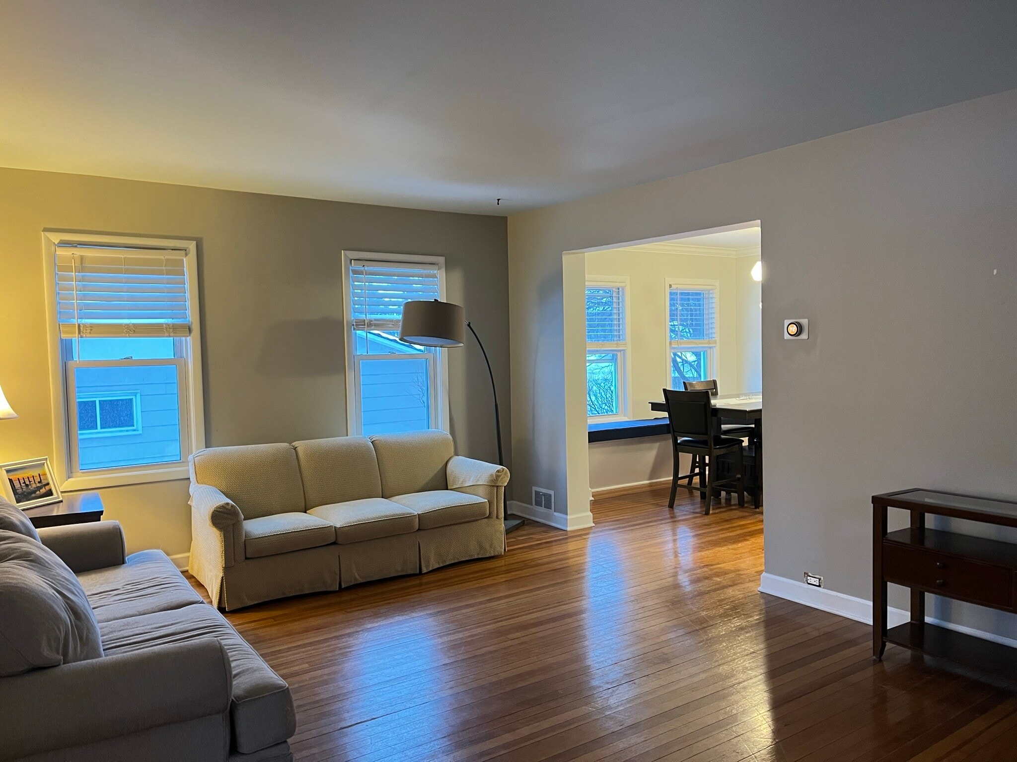 Building Photo - 1034 Chestnut St