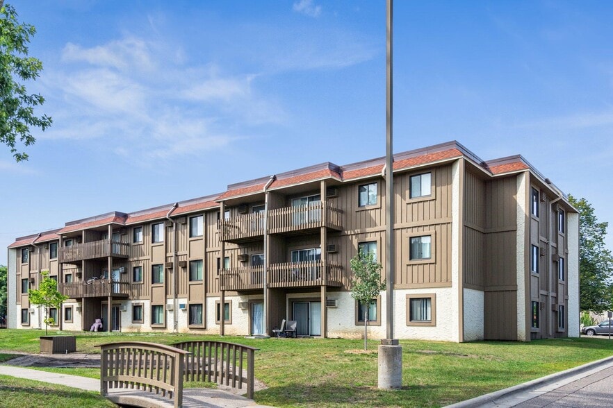 Building Photo - Westside