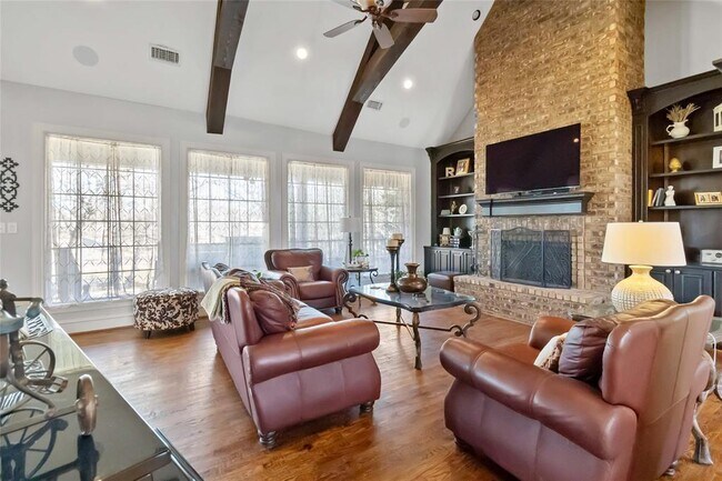 Building Photo - 192 Wagon Way