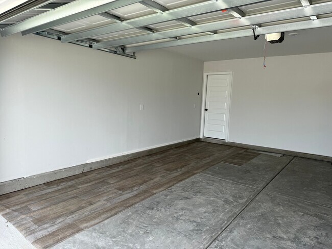 Building Photo - 1225 Black Kite Ct SW