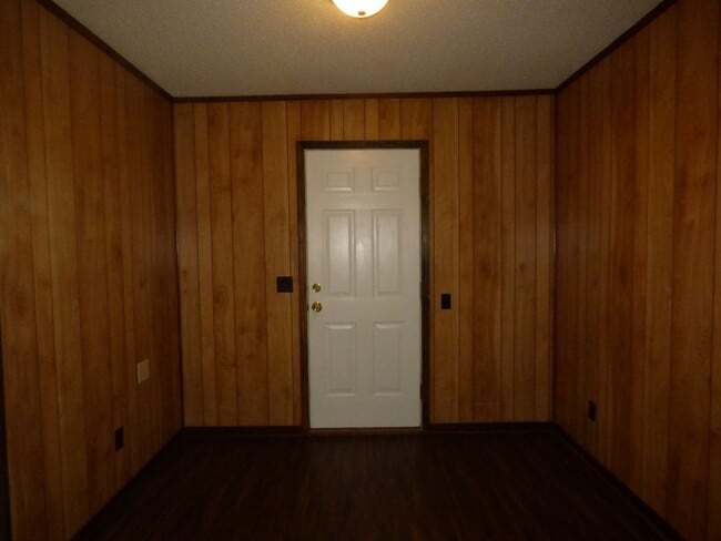 Building Photo - Quaint Home - Heart of Milton